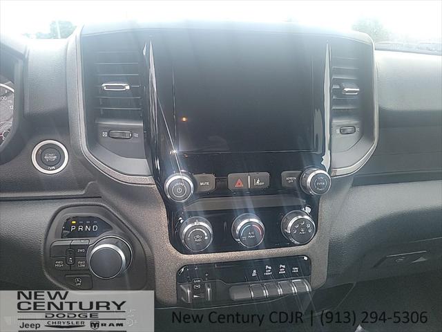 2025 Ram 1500 Tradesman Crew Cab 4x4 5'7" Box