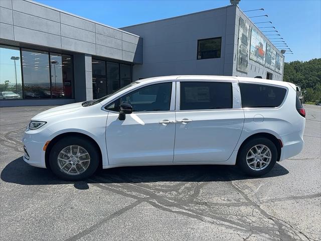 2025 Chrysler Pacifica PACIFICA SELECT