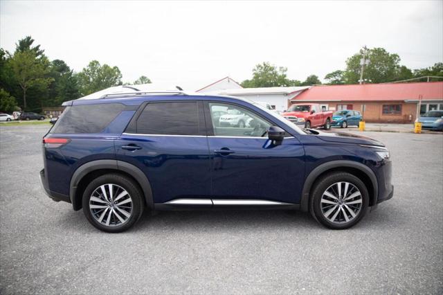2022 Nissan Pathfinder Platinum 4WD