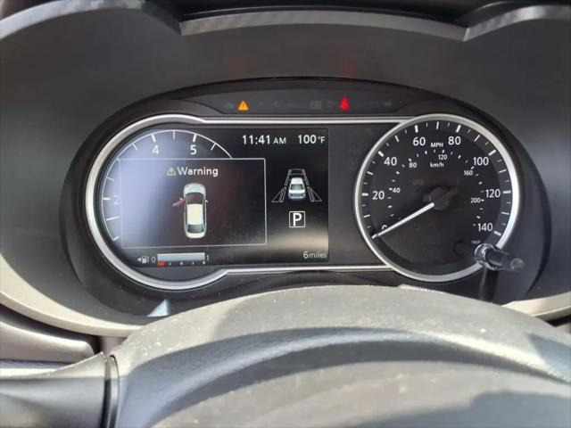 2025 Nissan Versa 1.6 SR