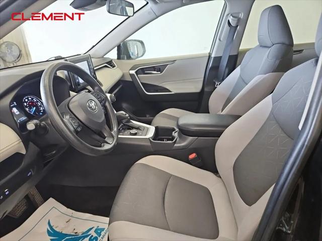 2022 Toyota RAV4 Hybrid XLE