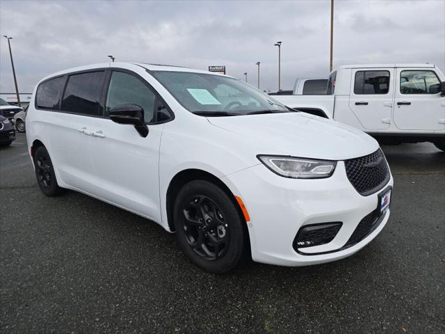 2023 Chrysler Pacifica Hybrid Limited 2023 Chrysler Pacifica Hybrid Limited