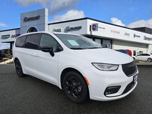 2023 Chrysler Pacifica Hybrid Limited