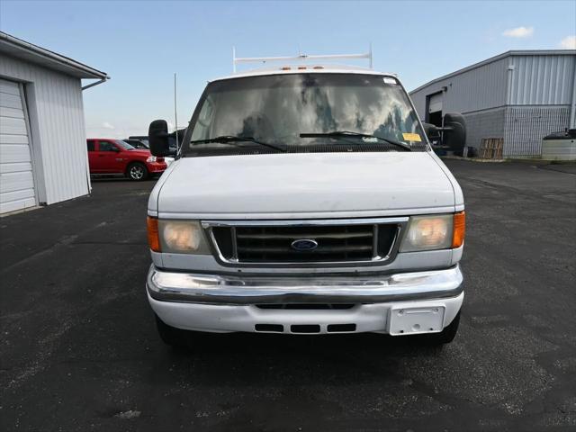 2006 Ford E-350 Cutaway Base