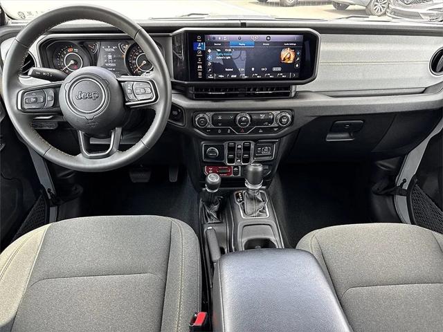 2024 Jeep Wrangler 4-Door Willys 4x4 2024 Jeep Wrangler 4-Door Willys 4x4