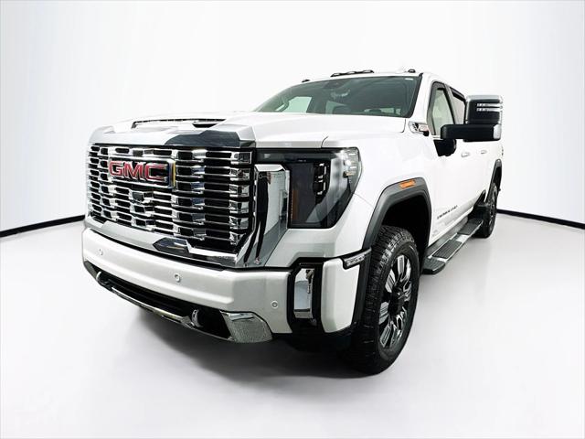 2024 GMC Sierra 2500HD 4WD Crew Cab Standard Bed Denali
