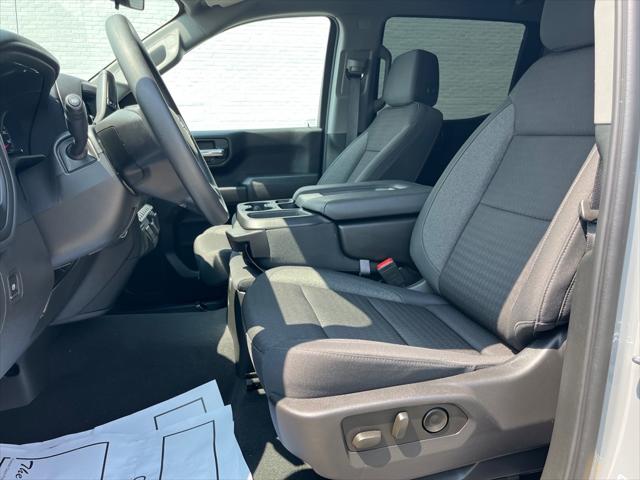 2024 Chevrolet Silverado 1500 2WD Crew Cab Short Bed Custom