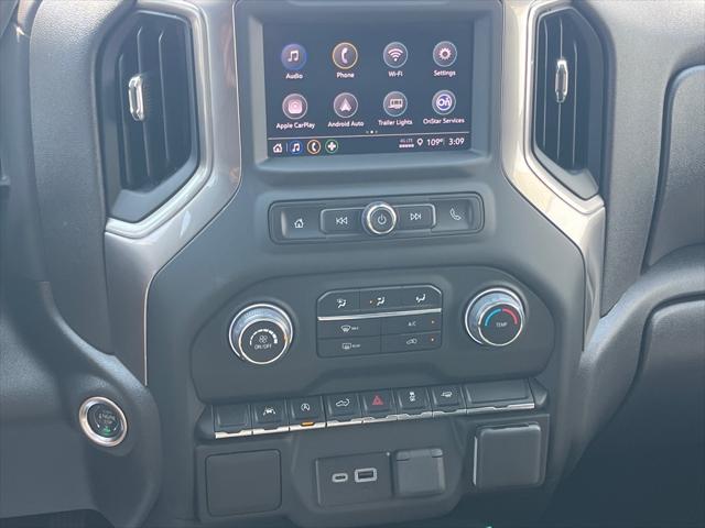 2024 Chevrolet Silverado 1500 2WD Crew Cab Short Bed Custom