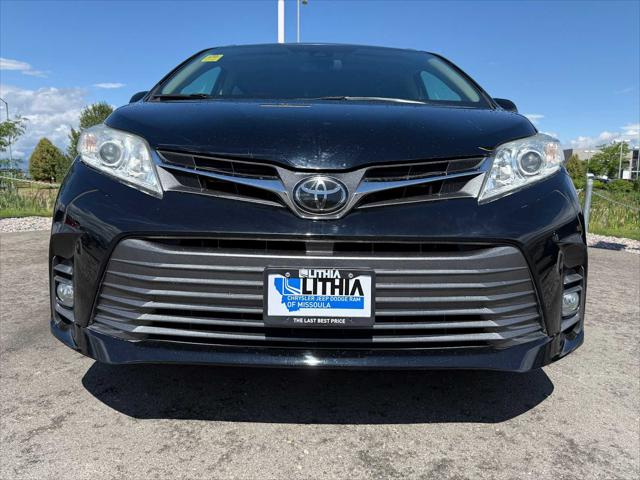 2020 Toyota Sienna XLE 2020 Toyota Sienna XLE