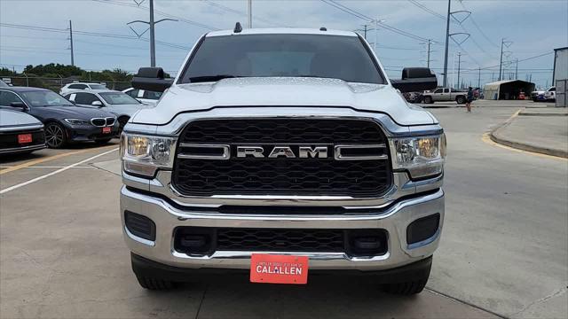 2021 RAM 3500 Tradesman Crew Cab 4x4 8 Box
