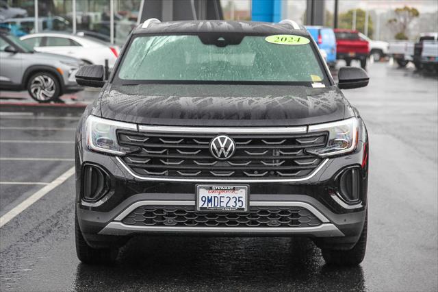 2024 Volkswagen Atlas Cross Sport 2.0T SE w/Technology