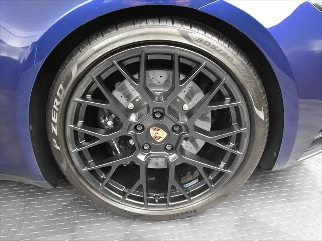 2024 Porsche 911 Carrera GTS
