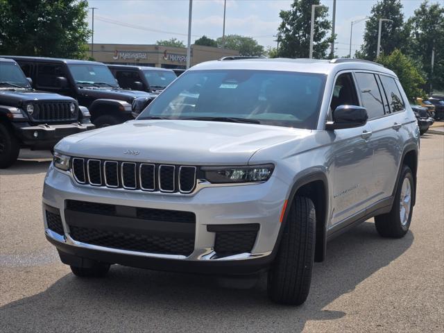 2025 Jeep Grand Cherokee GRAND CHEROKEE L LAREDO X 4X4