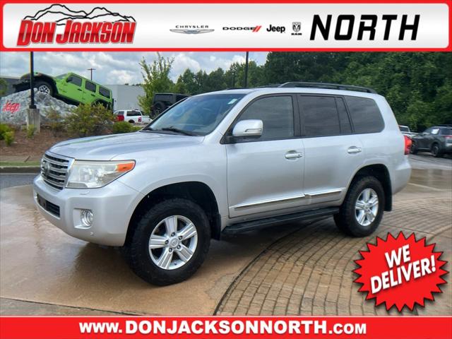 2013 Toyota Land Cruiser V8