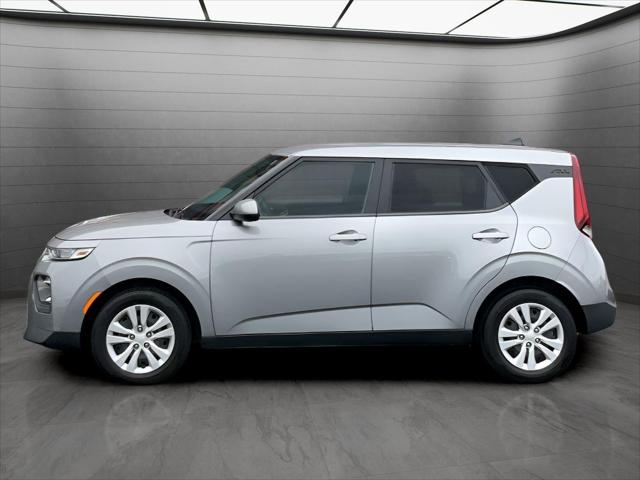 2022 Kia Soul LX 2022 Kia Soul LX