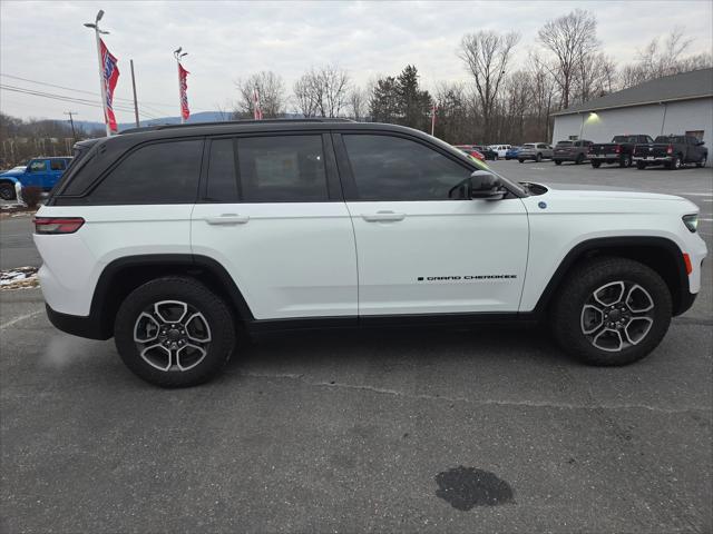 2023 Jeep Grand Cherokee 4xe Trailhawk