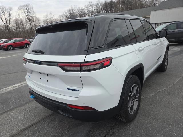 2023 Jeep Grand Cherokee 4xe Trailhawk