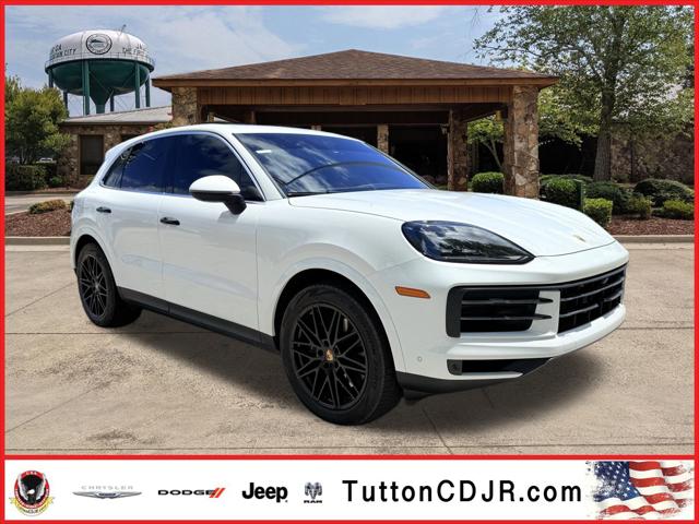 2024 Porsche Cayenne Base
