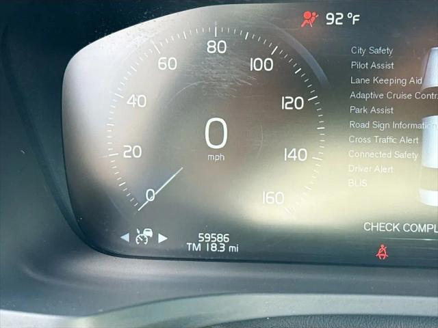 2022 Volvo S60 B5 Inscription