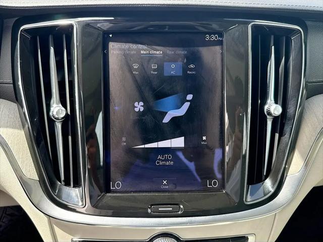 2022 Volvo S60 B5 Inscription
