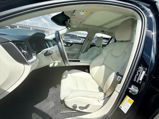 2022 Volvo S60 B5 Inscription