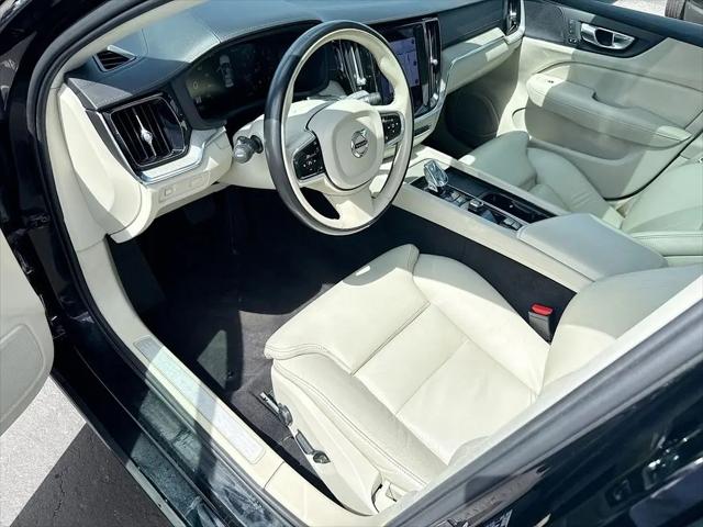 2022 Volvo S60 B5 Inscription