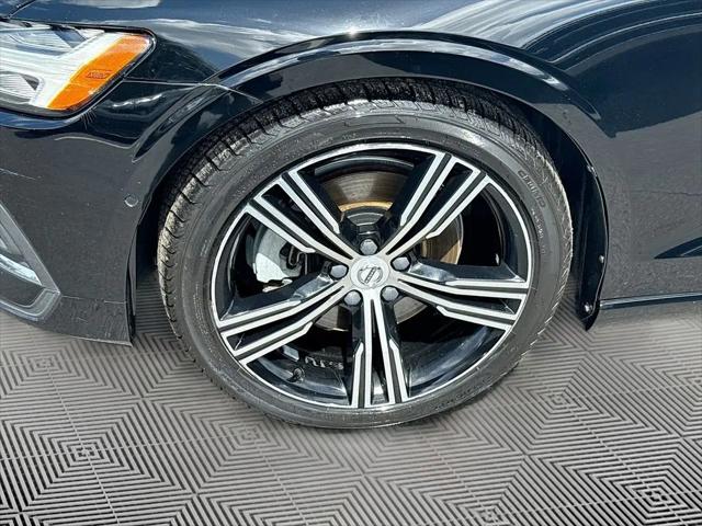 2022 Volvo S60 B5 Inscription