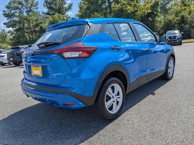 2025 Nissan Kicks S