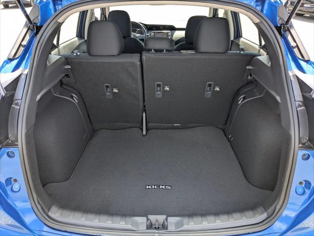 2025 Nissan Kicks S