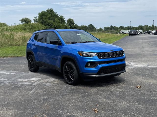 2025 Jeep Compass COMPASS LATITUDE 4X4