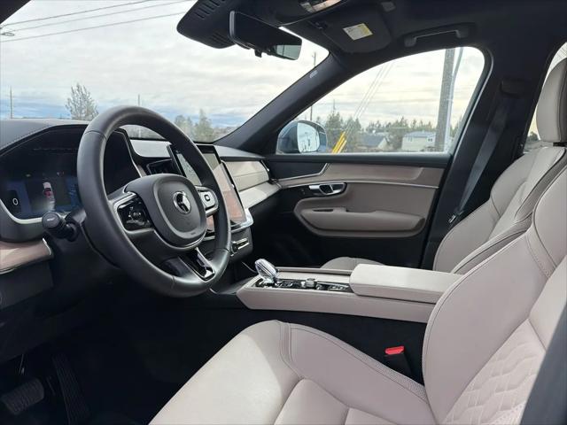 2026 Volvo XC90 Core, B6 AWD Gas (mild hybrid), Gasoline, Bright, 7 Seats