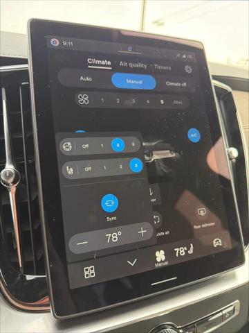 2026 Volvo XC90 Core, B6 AWD Gas (mild hybrid), Gasoline, Bright, 7 Seats