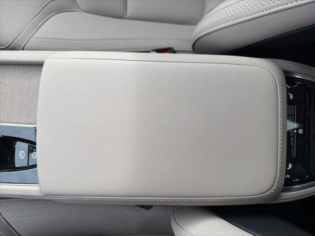 2026 Volvo XC90 Core, B6 AWD Gas (mild hybrid), Gasoline, Bright, 7 Seats