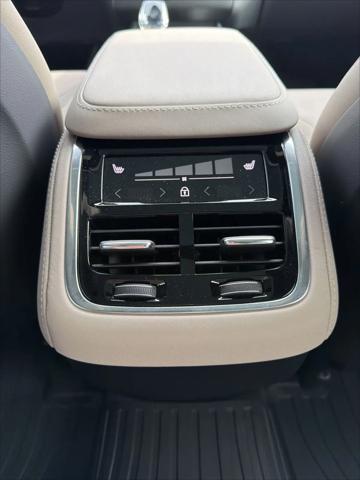 2026 Volvo XC90 Core, B6 AWD Gas (mild hybrid), Gasoline, Bright, 7 Seats