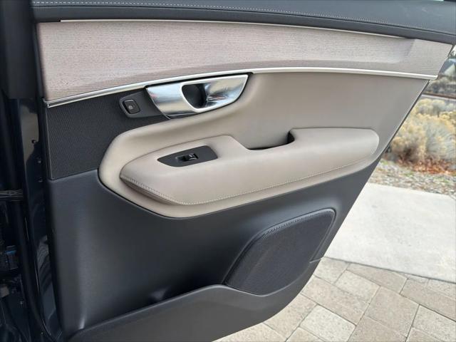 2026 Volvo XC90 Core, B6 AWD Gas (mild hybrid), Gasoline, Bright, 7 Seats