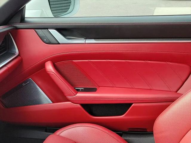 2022 Porsche 911 Turbo Cabriolet