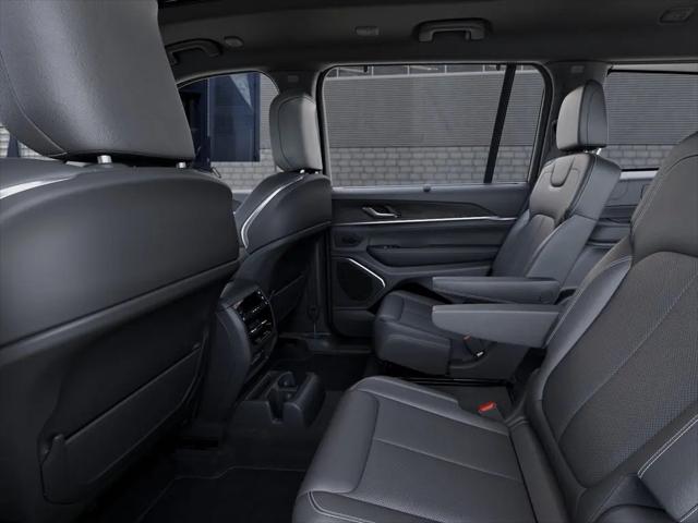2025 Jeep Grand Cherokee L Overland 4x4