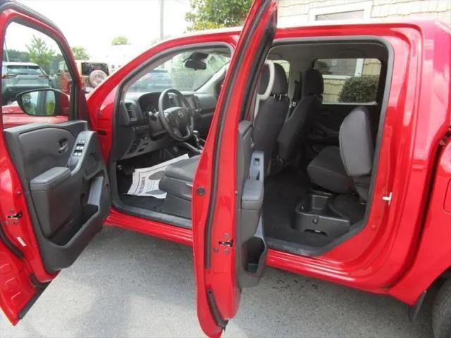 2022 Nissan Frontier Crew Cab S 4x4