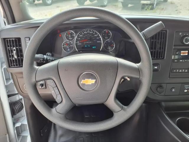 2025 Chevrolet Express Cutaway Work Van