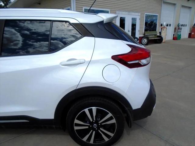 2020 Nissan Kicks SR Xtronic CVT