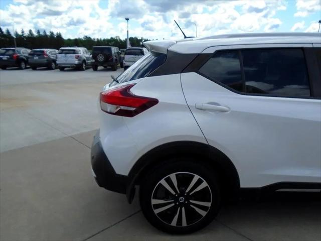 2020 Nissan Kicks SR Xtronic CVT