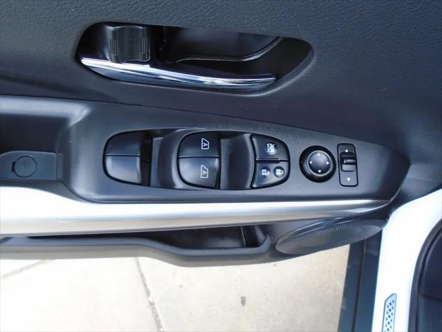 2020 Nissan Kicks SR Xtronic CVT
