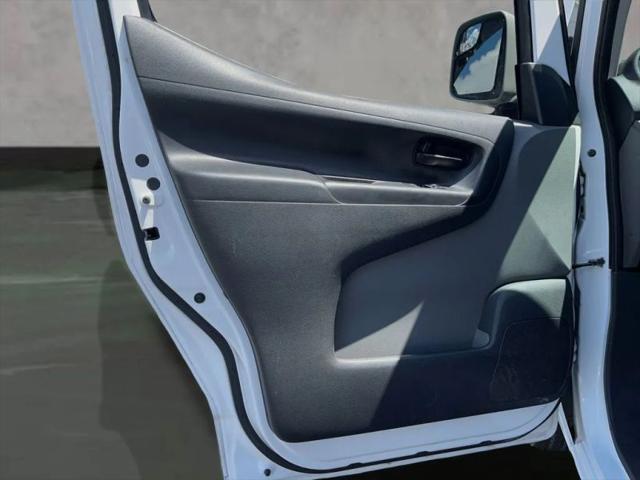 2021 Nissan NV200 Compact Cargo SV Xtronic CVT