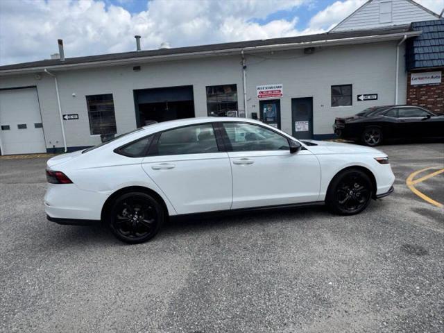 2025 Honda Accord Sedan SE