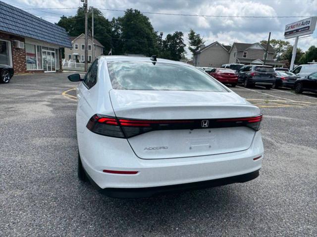 2025 Honda Accord Sedan SE