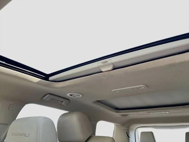2022 GMC Acadia FWD Denali