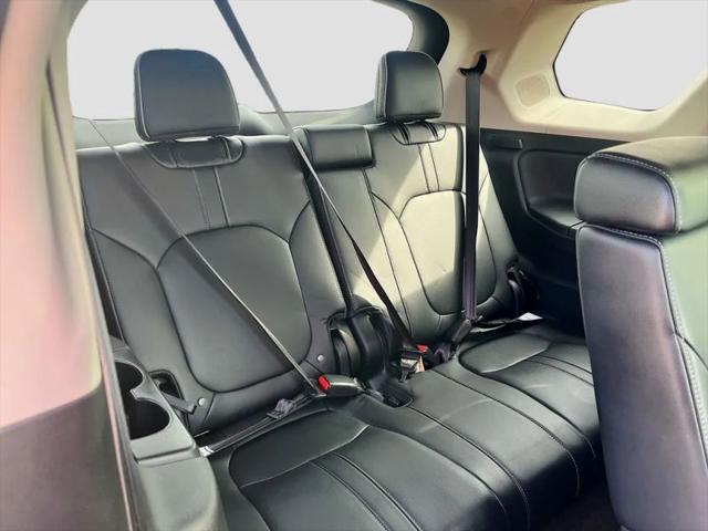 2023 Honda Pilot AWD Elite
