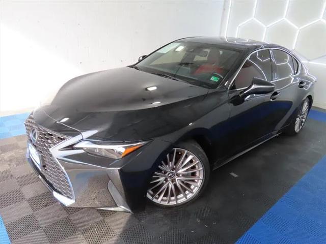 2023 Lexus IS 300 300