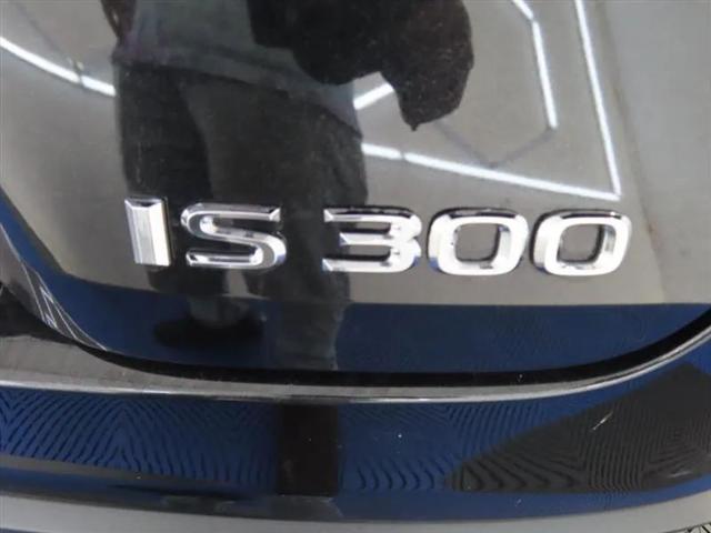 2023 Lexus IS 300 300