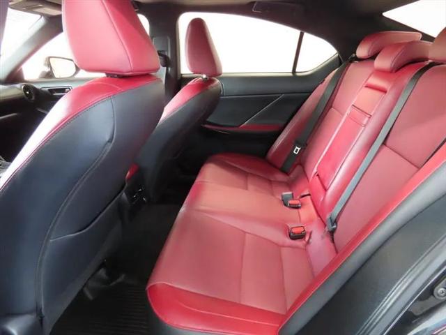 2023 Lexus IS 300 300